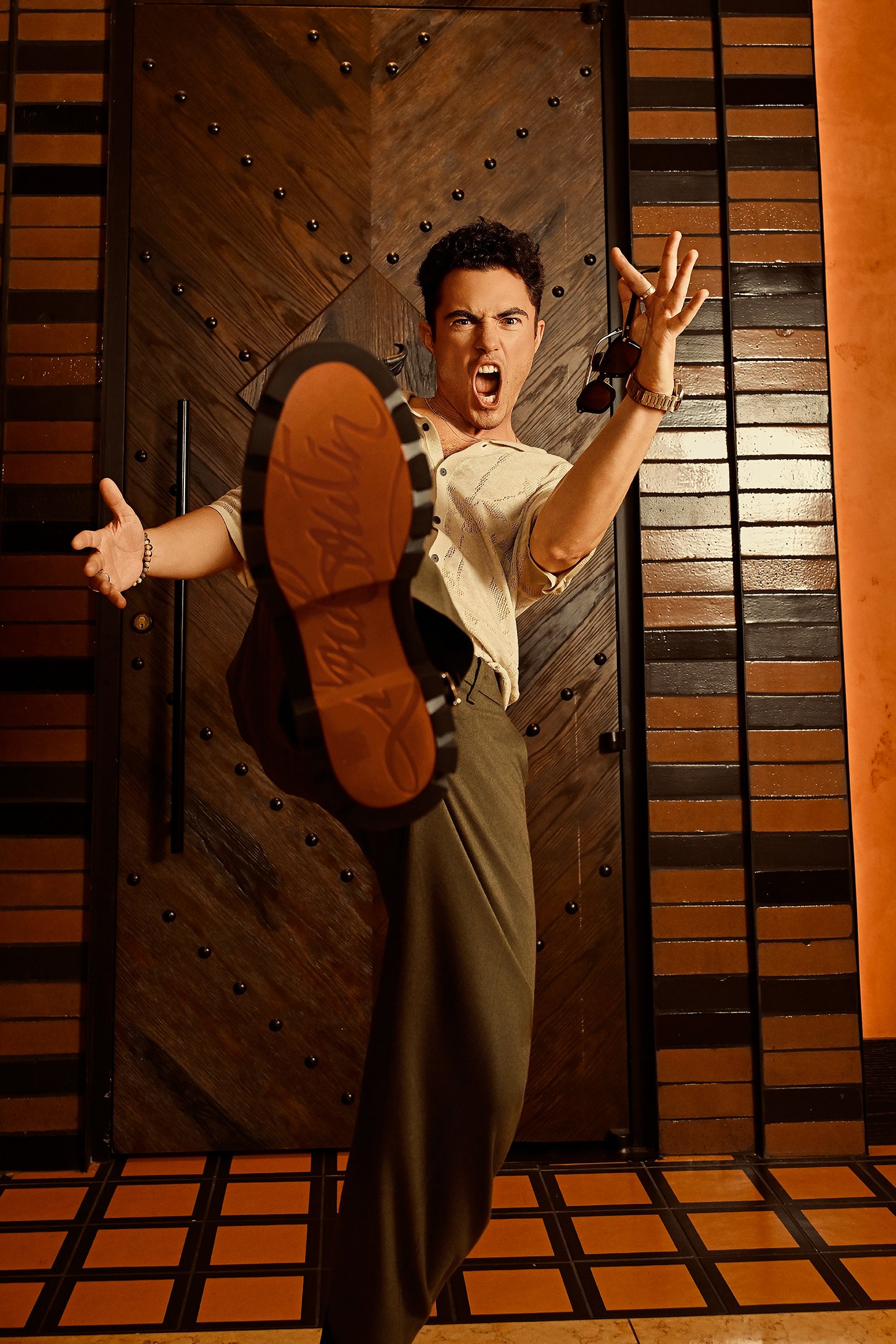 A BOOK OF DAREDEVIL BORN AGAIN ACTOR — OPEN BOOK — A BOOK OF MAGAZINE